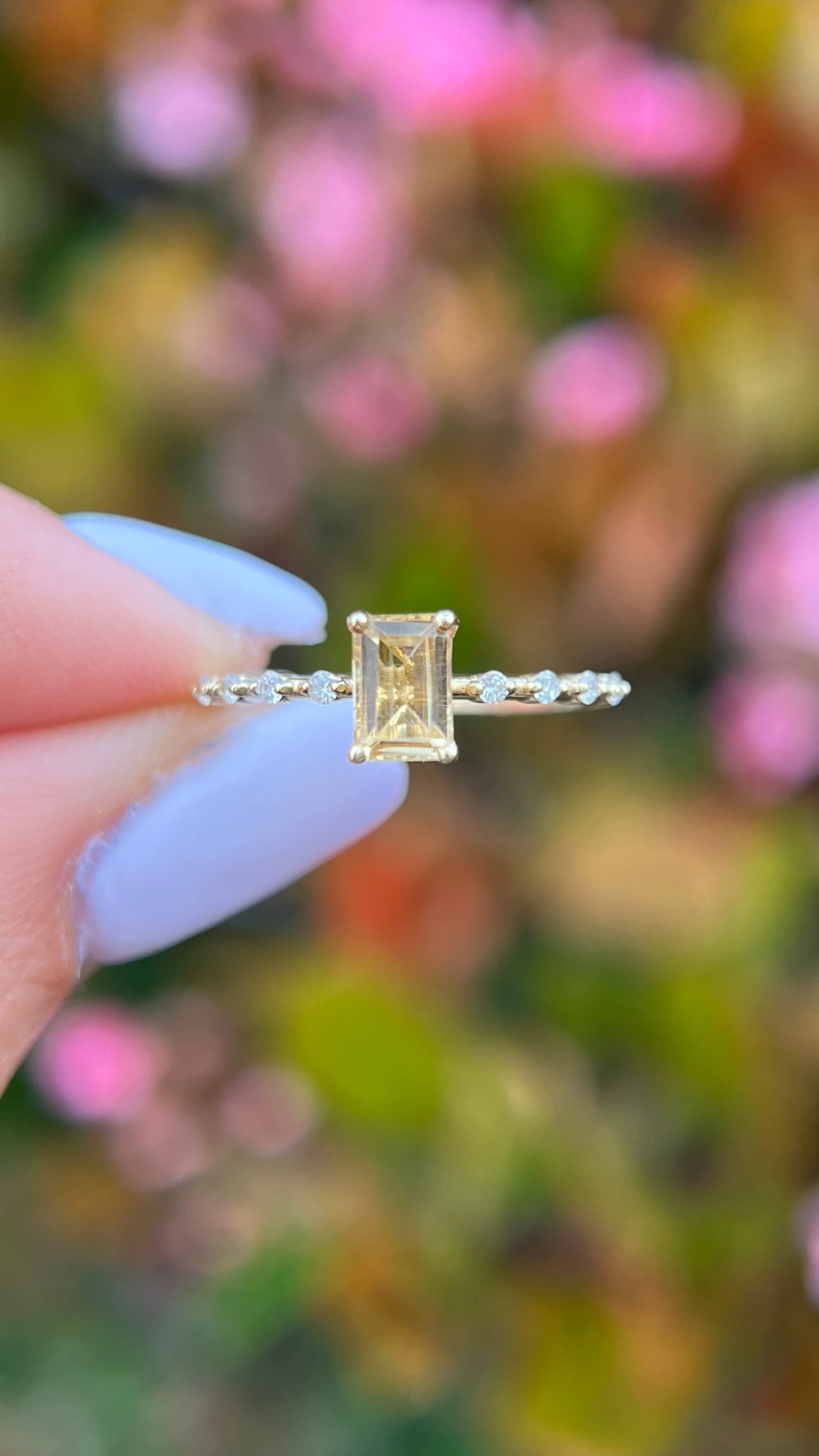 Bella 6x4mm 0.60ct Emerald Cut Citrine Spaced Diamond Ring 14K Gold DFR025