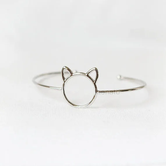 Cute Cat Bangle / Cat bracelet