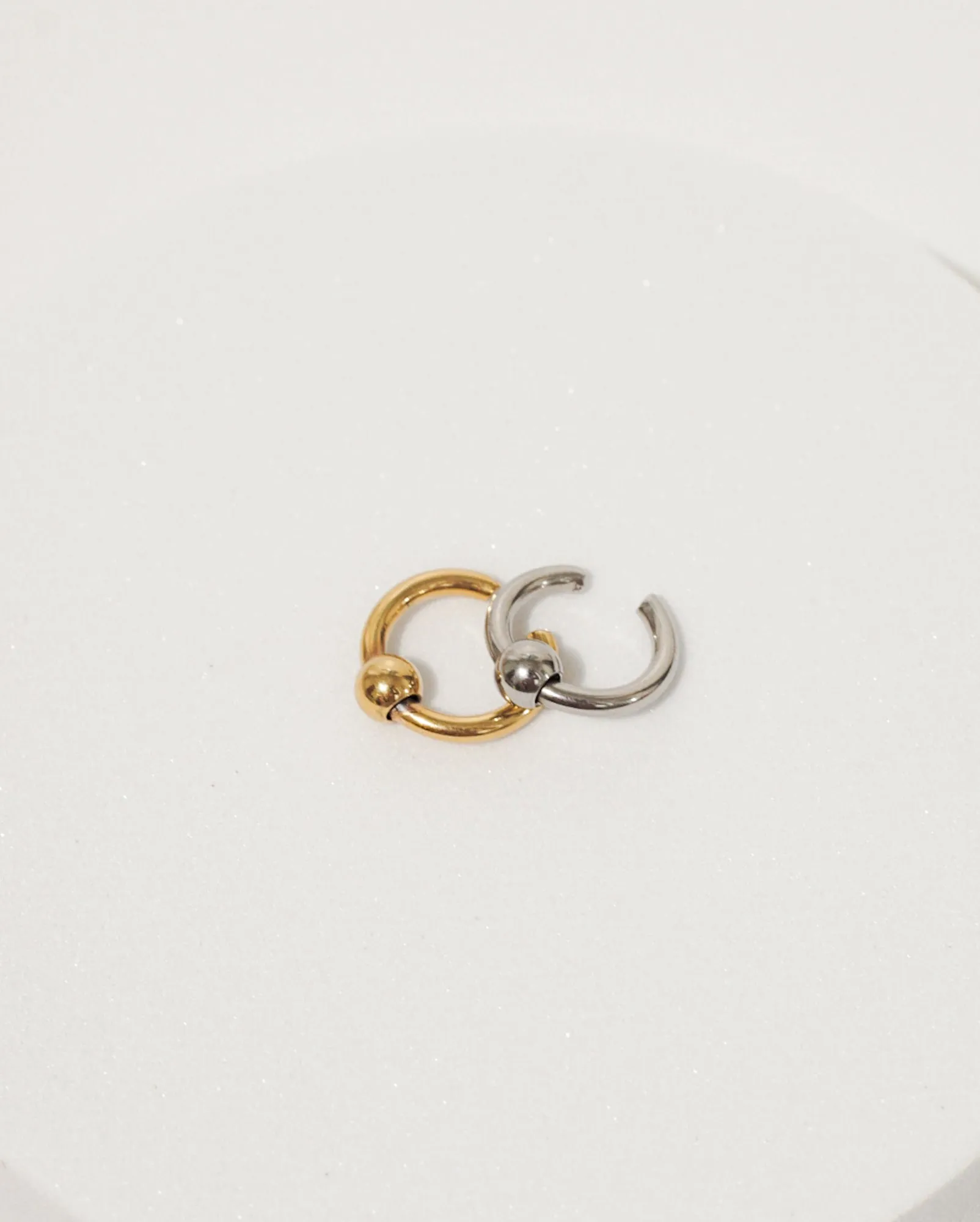 Dalston Ear Cuff (Gold)