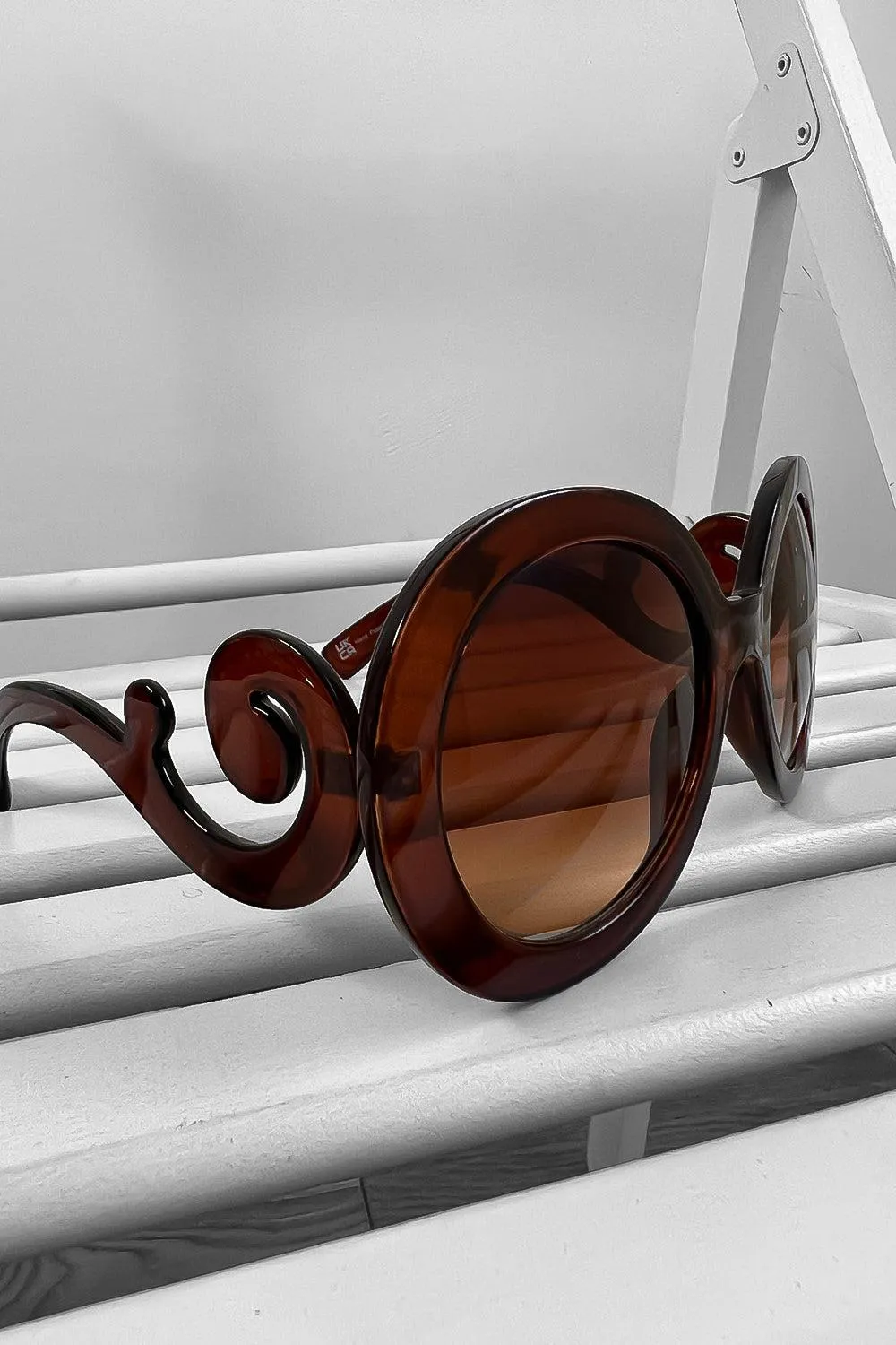 Filigree Round Frame Sunglasses