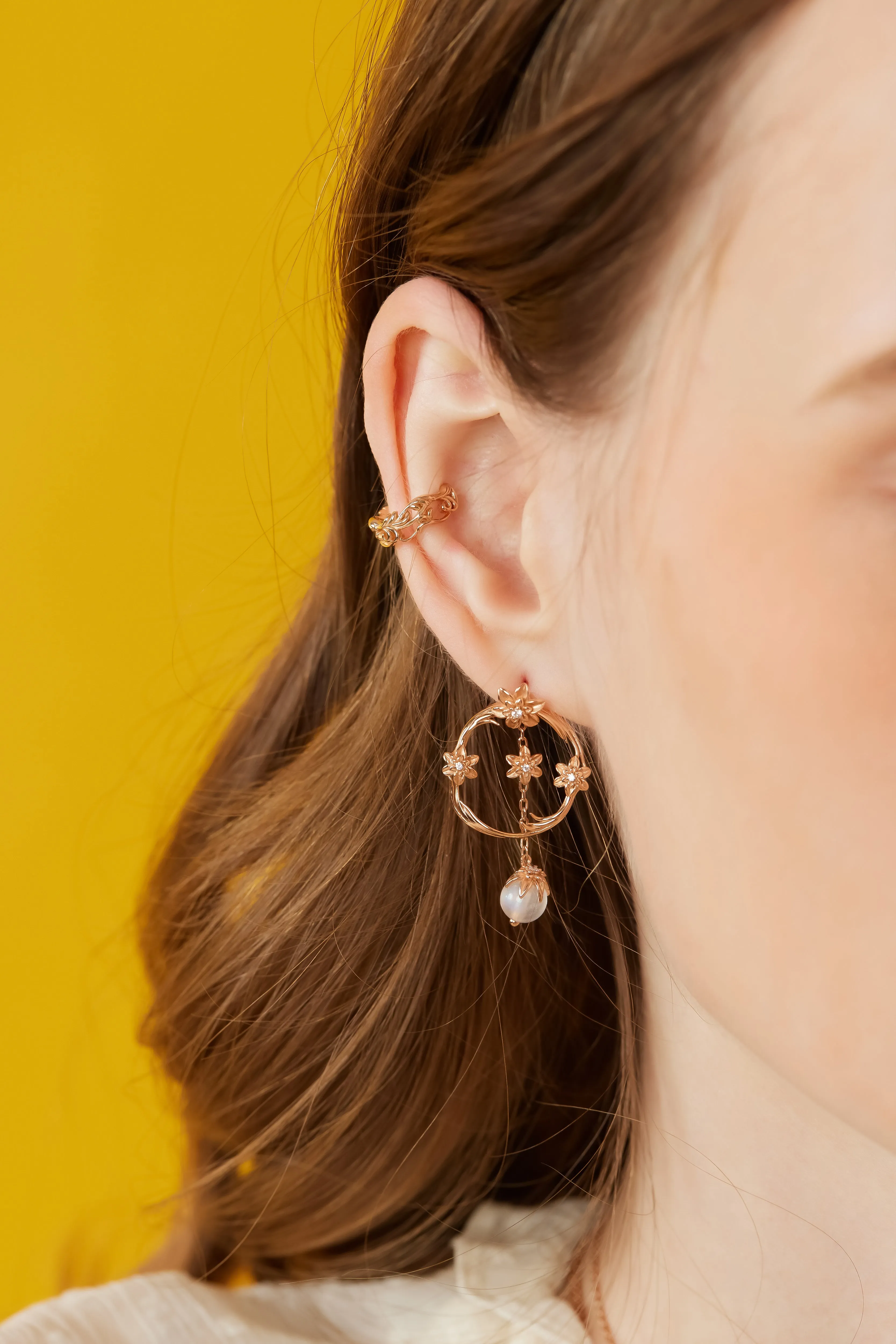 Gold Floral Ear cuff - Daffodil