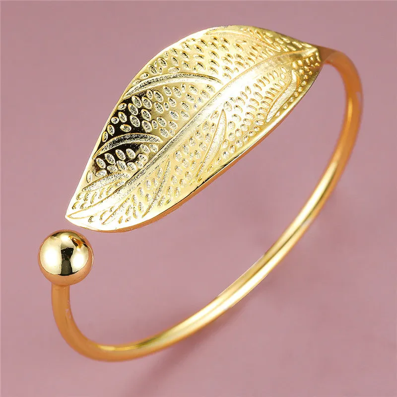 Gorgeous Copper Leaf Bangle Bracelet - Perfect Hand Jewelry Accessory