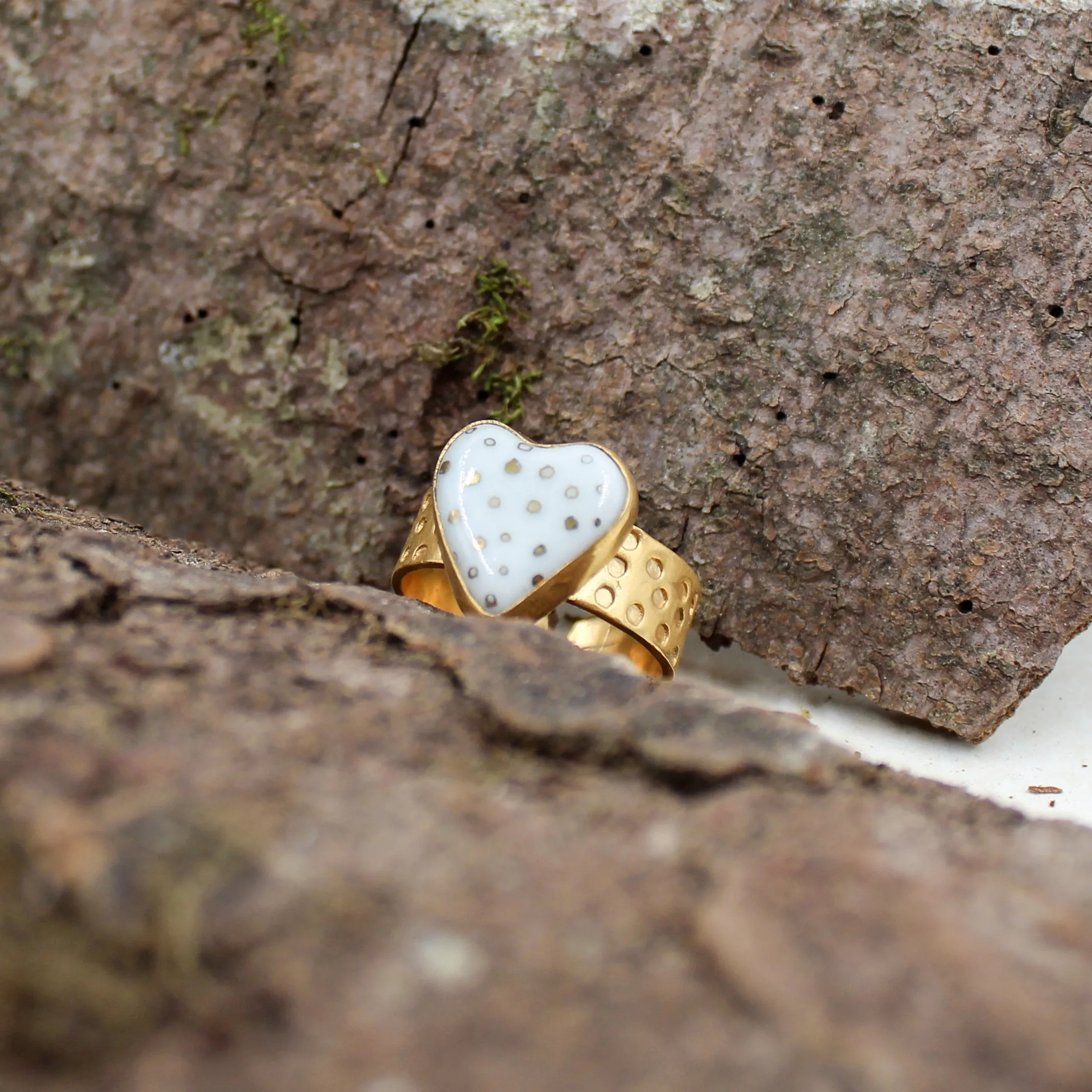 Handmade Adjustable Ring, Porcelain White Heart.