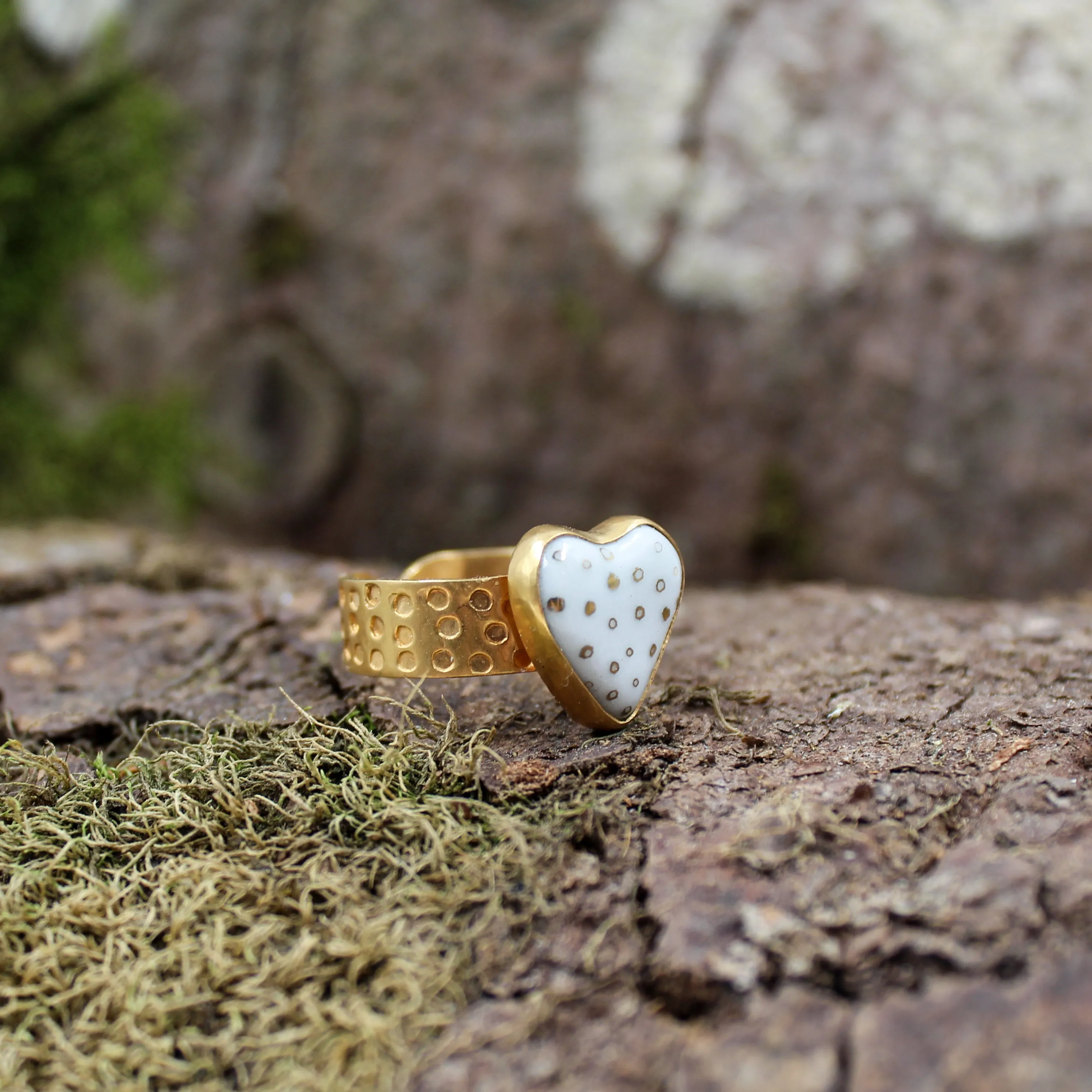 Handmade Adjustable Ring, Porcelain White Heart.