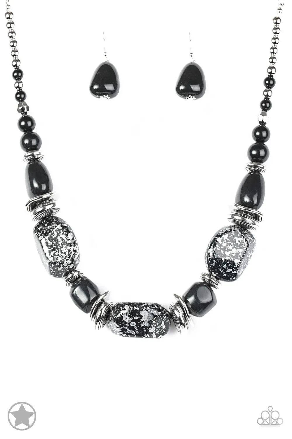 Paparazzi In Good Glazes - Black Necklace