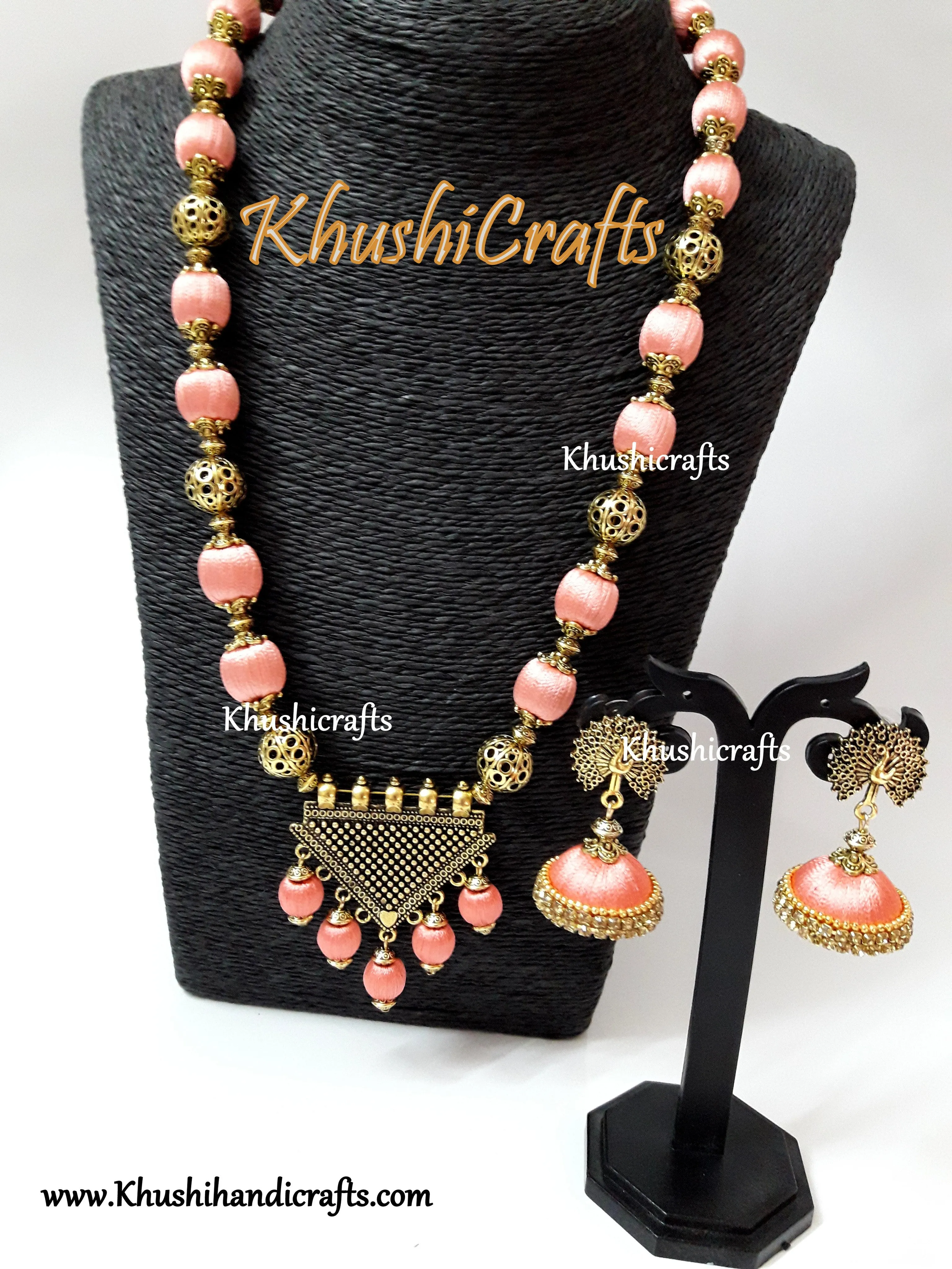 Peach shaded Silk Thread Jewelry Set with Designer Pendant!