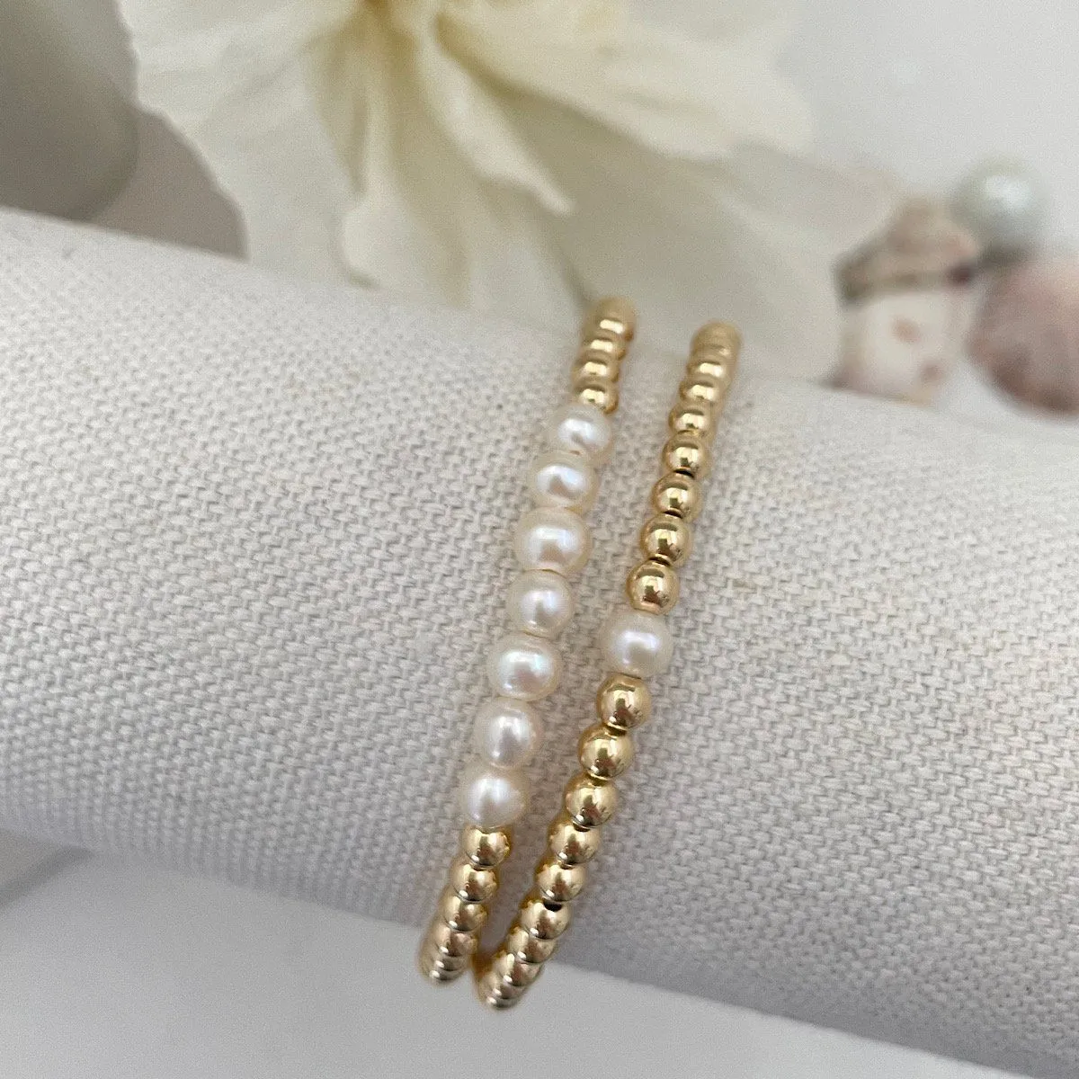 Single Pearl Classic Bead Bracelet Gold Fill